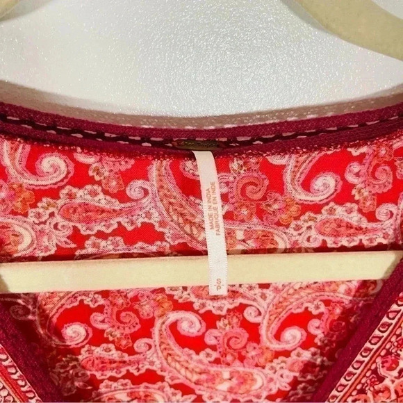 NEW Free People Luna Scarf Print Tunic in Red Bohemian Festival Floral Paisley - Picture 4 of 10
